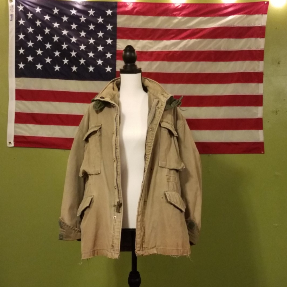- Vintage  Vietnam Era, Military cold weathe…